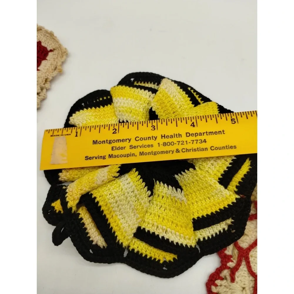 Lot Of 4 Vintage Crocheted Handmade Kitchen Pot Holders